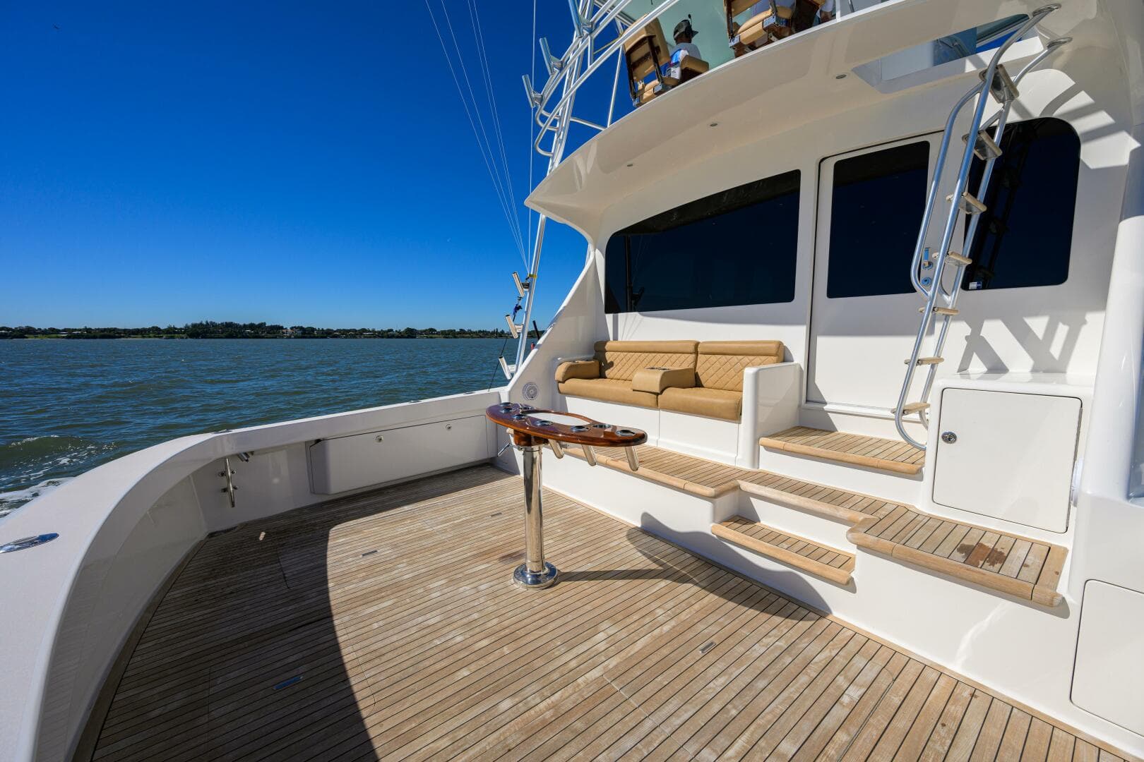 2007 Viking 64 Convertible — photo 8