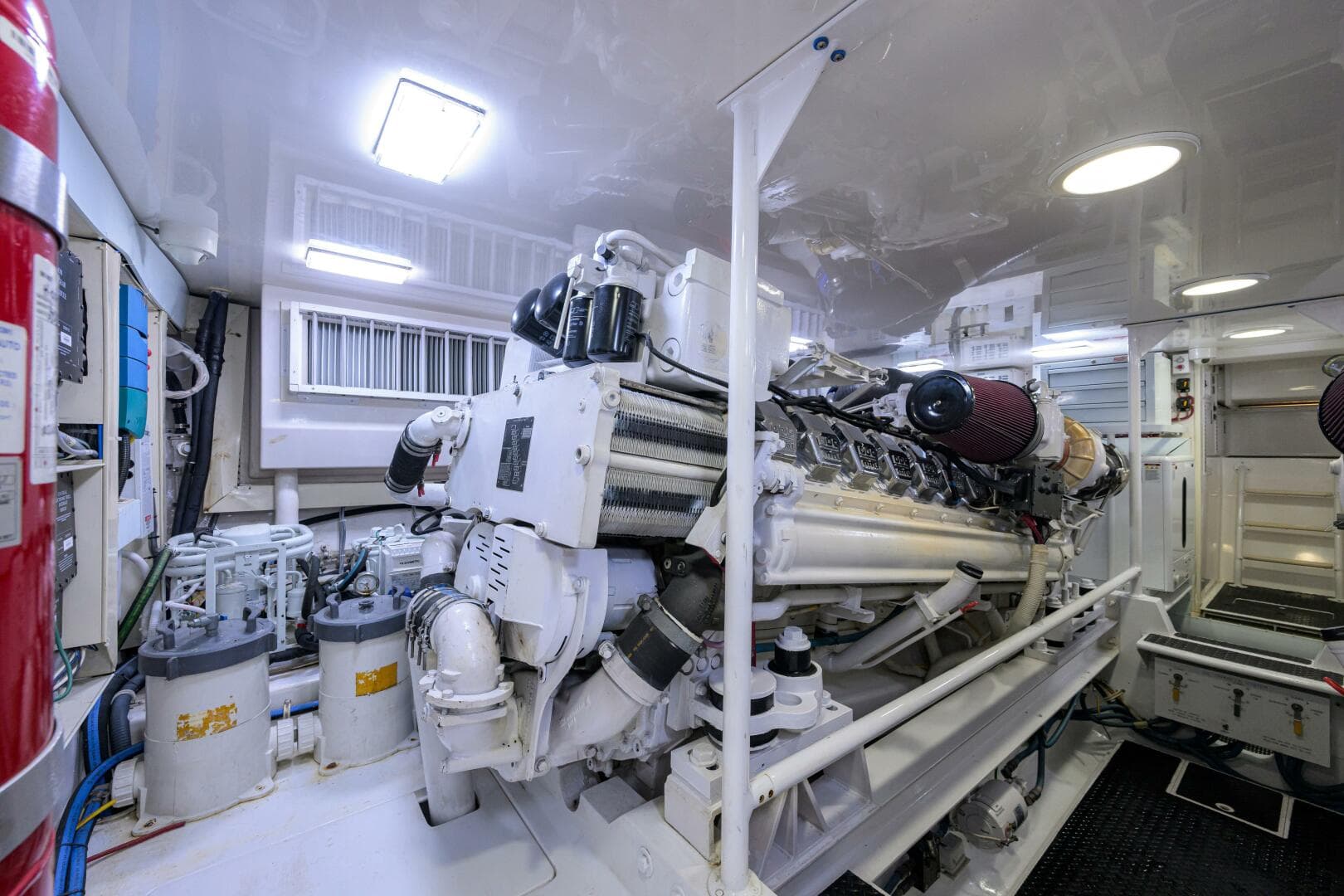 2007 Viking 64 Convertible — photo 54