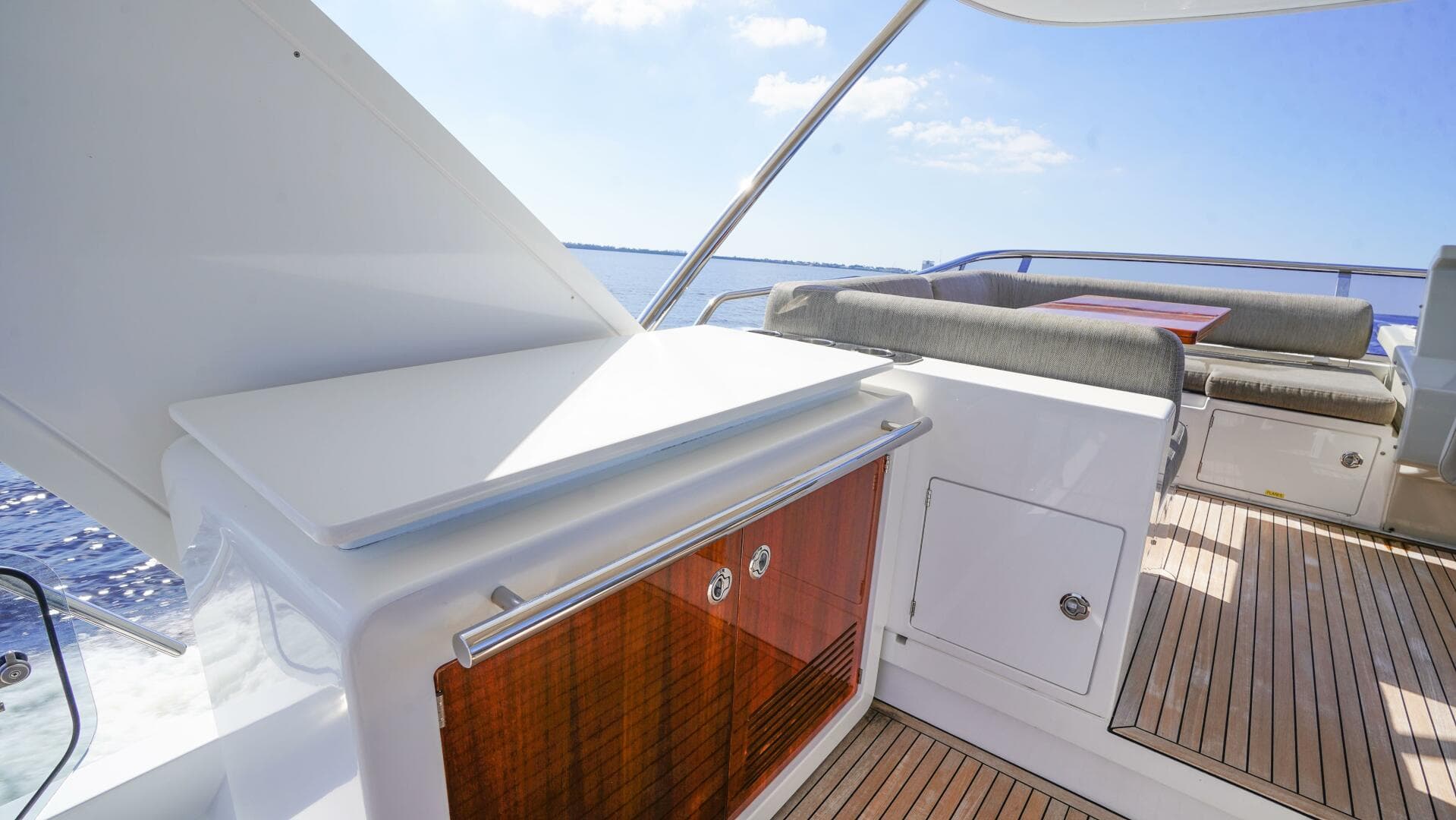 2017 Azimut 66 Flybridge — photo 54