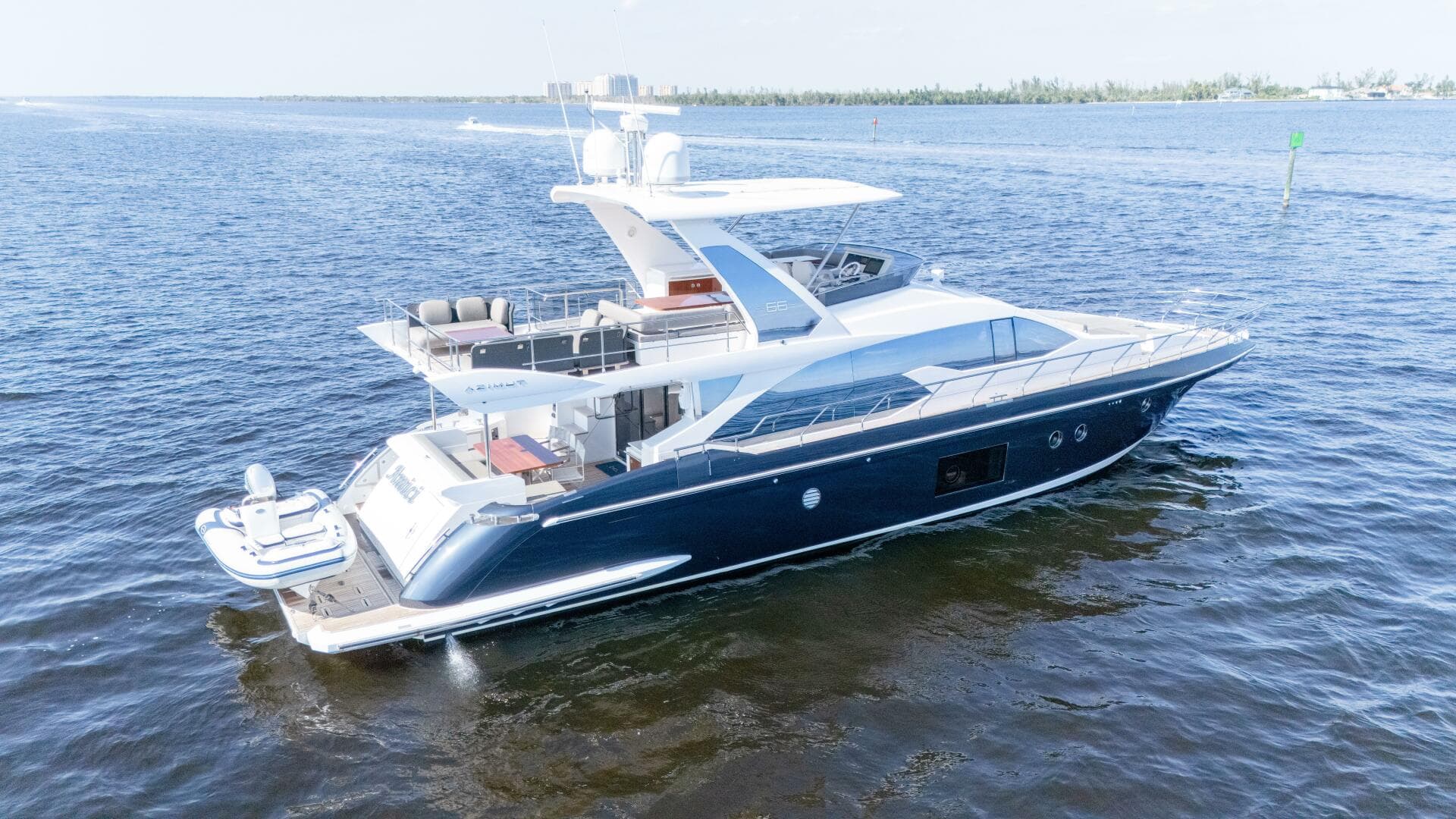 2017 Azimut 66 Flybridge — photo 3