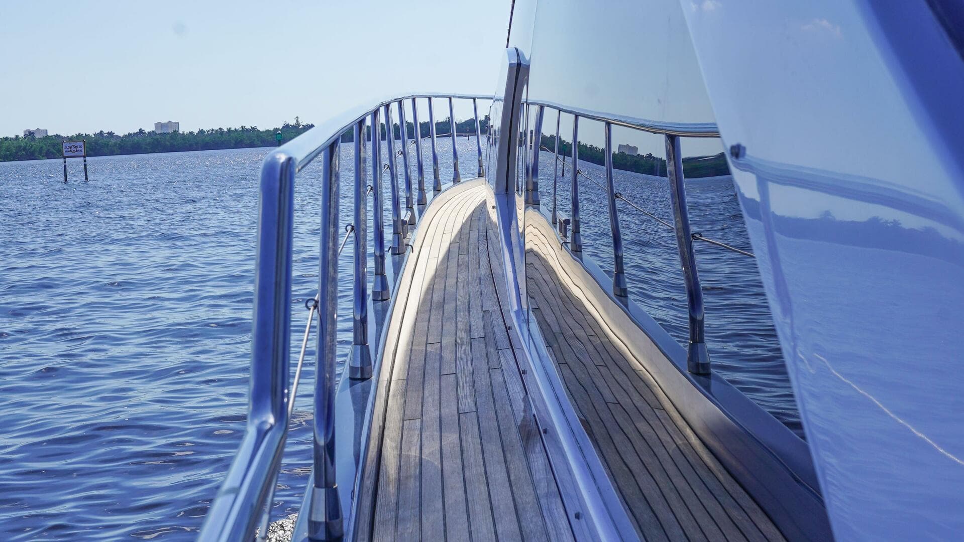 2017 Azimut 66 Flybridge — photo 20