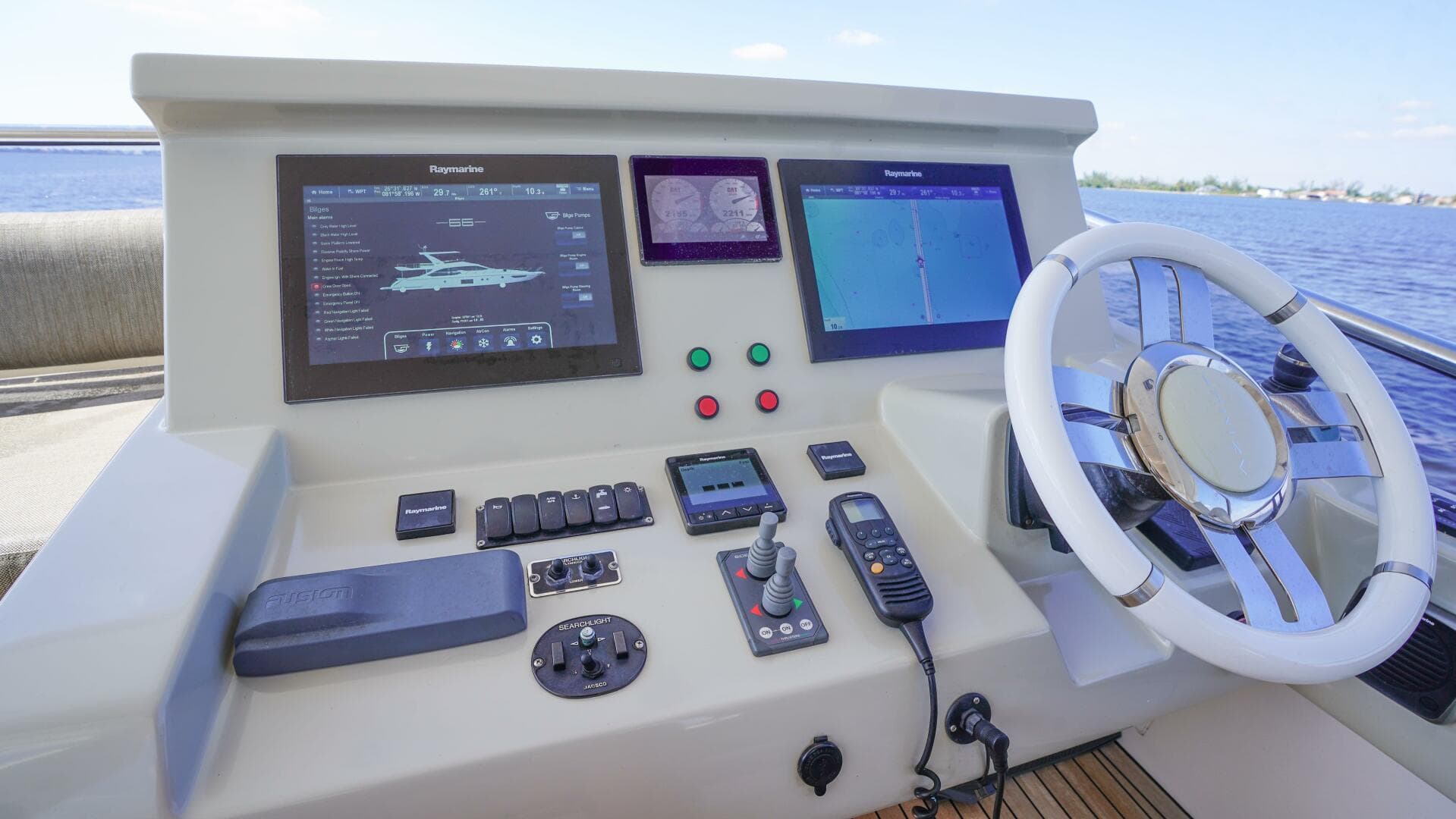 2017 Azimut 66 Flybridge — photo 59