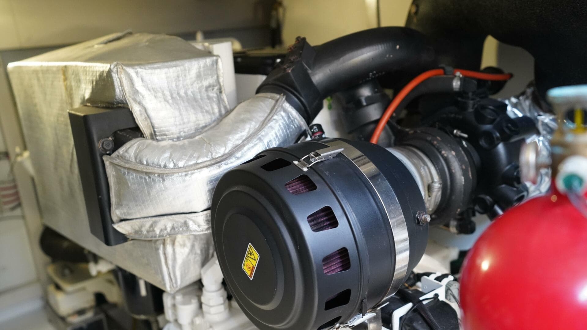 2017 Azimut 66 Flybridge — photo 70