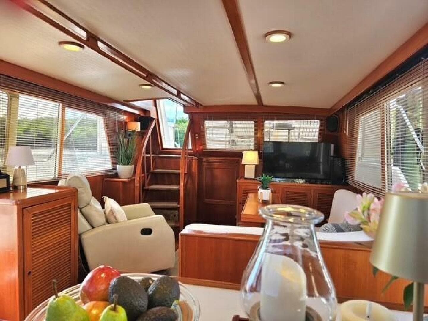 1990 Offshore Yachts 48 Yachtfisher — photo 4