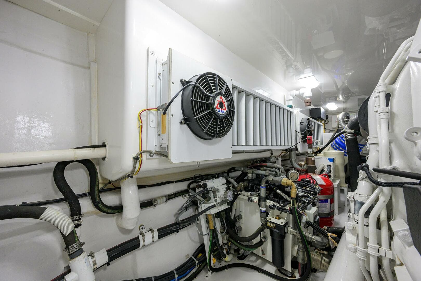 2017 Viking 72 Enclosed Bridge — photo 103