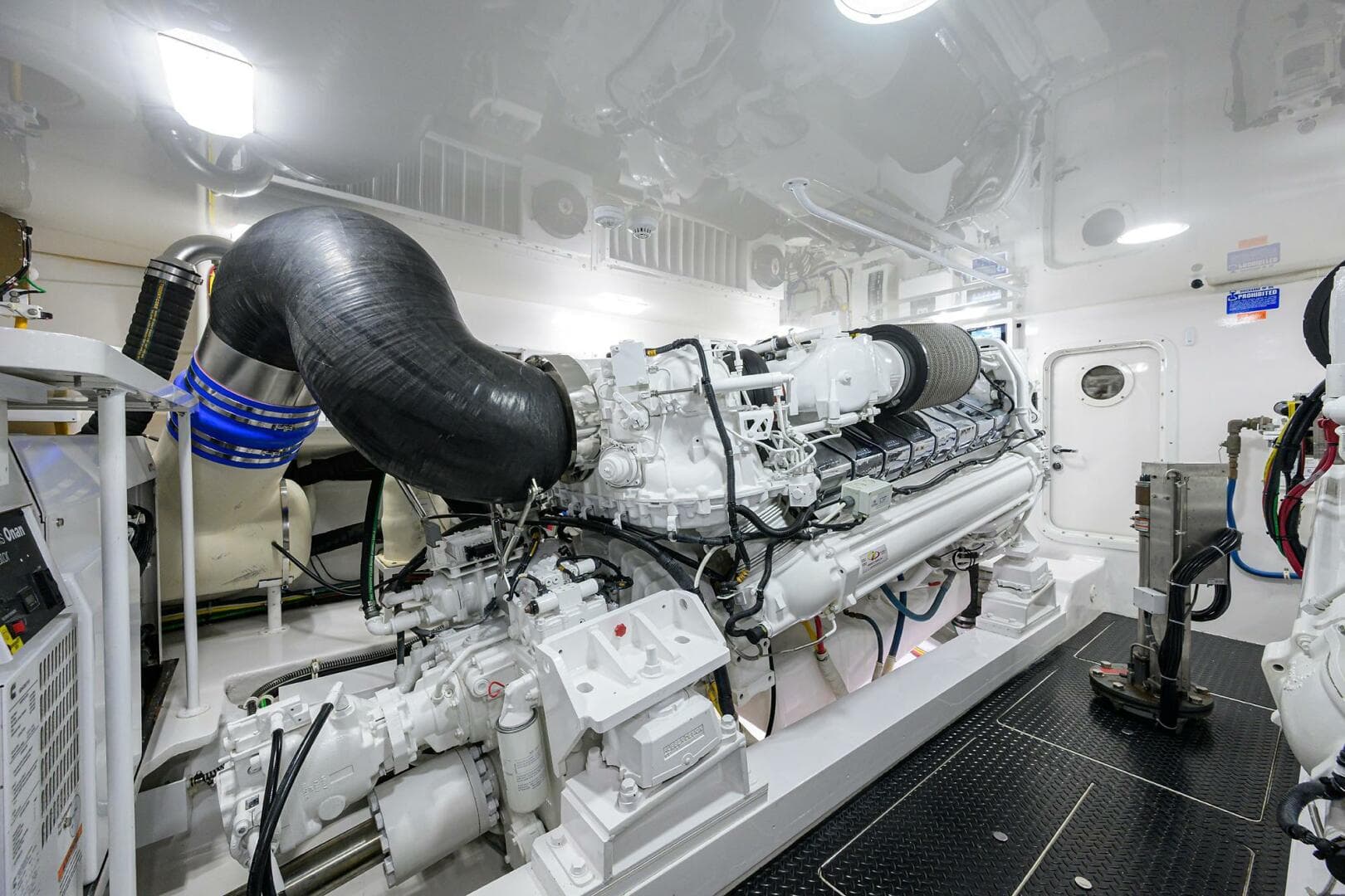 2017 Viking 72 Enclosed Bridge — photo 99