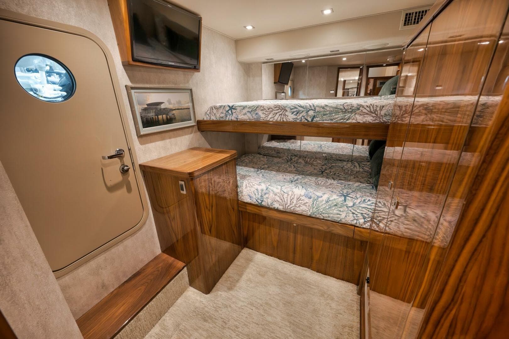 2017 Viking 72 Enclosed Bridge — photo 93