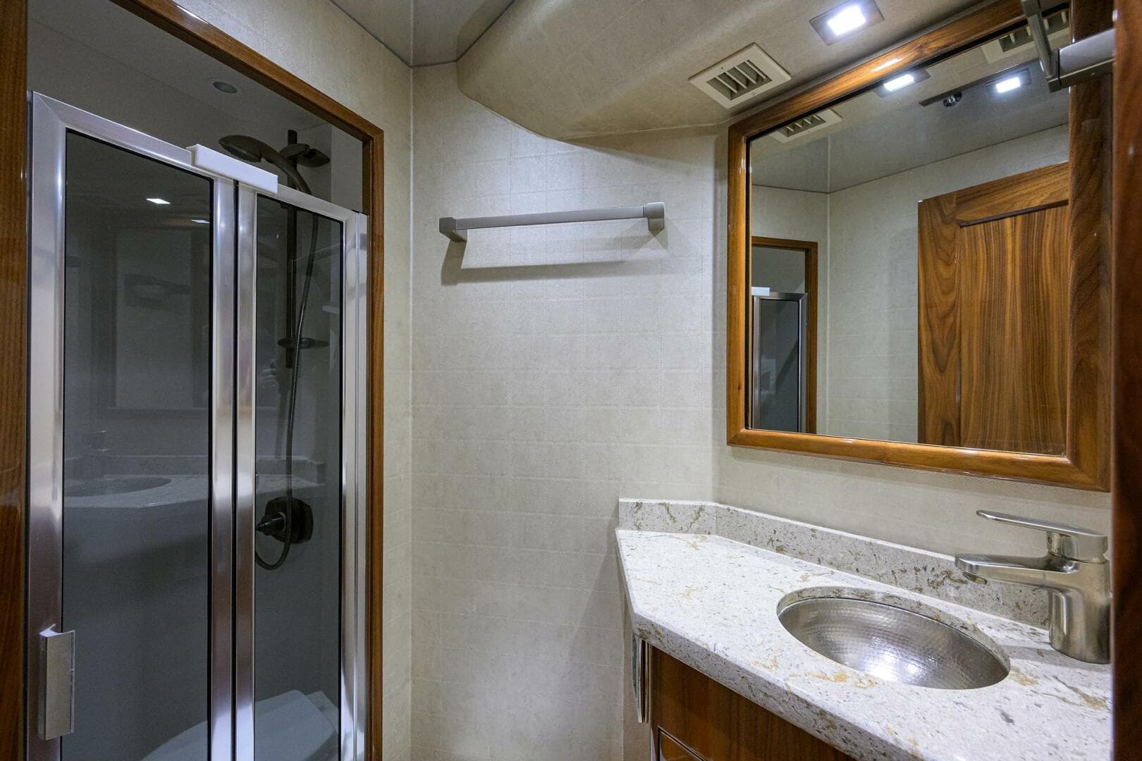 2017 Viking 72 Enclosed Bridge — photo 88