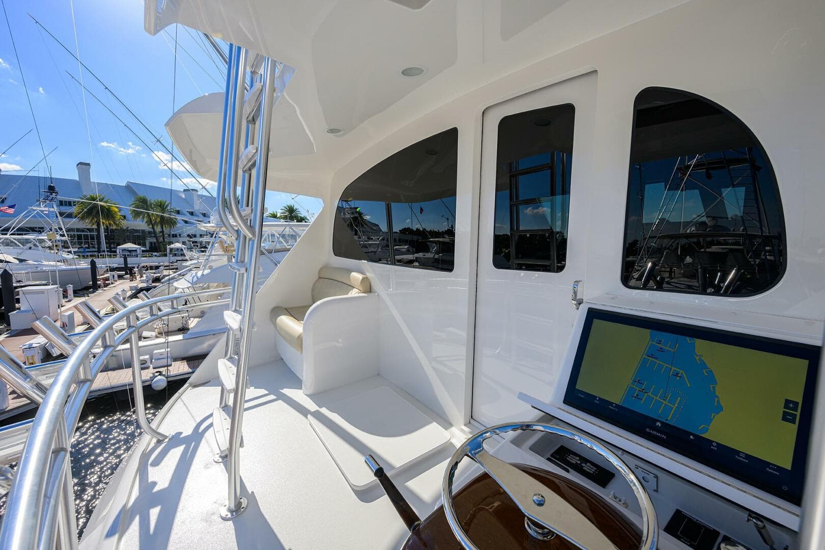 2017 Viking 72 Enclosed Bridge — photo 116