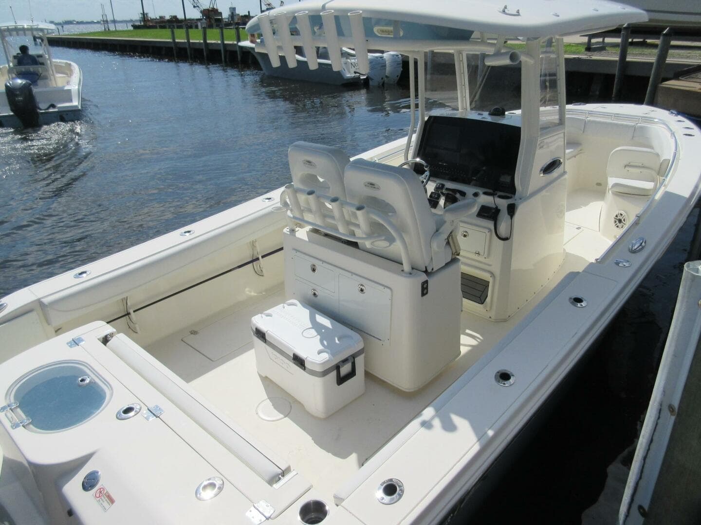 2020 Cobia 280 — photo 3