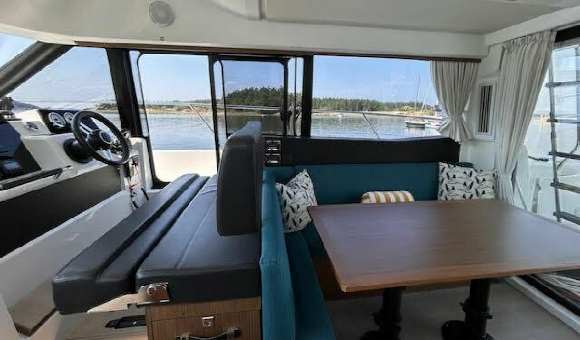 2019 Jeanneau Velasco — photo 14