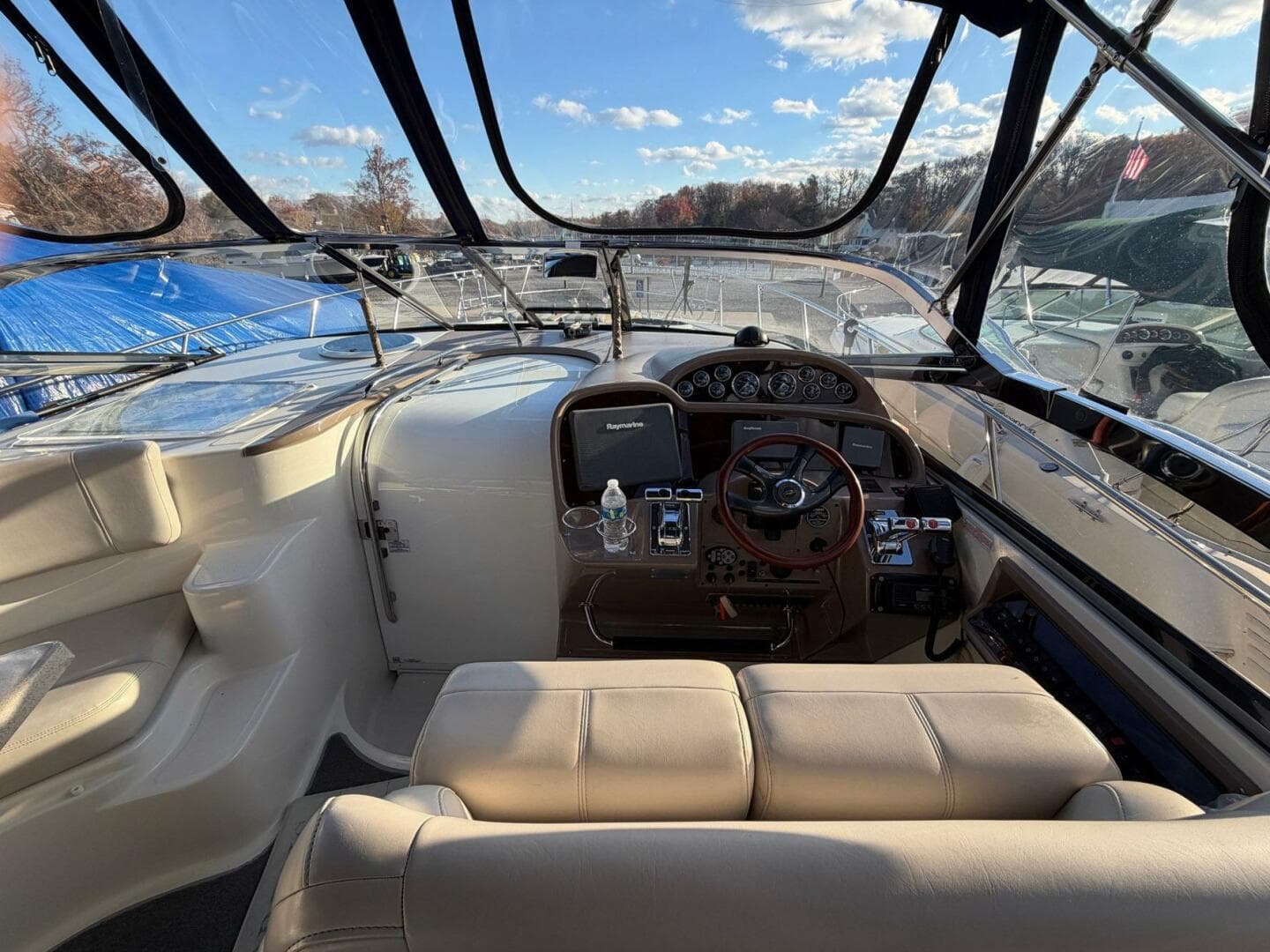 2002 Regal Commodore 3860 — photo 11