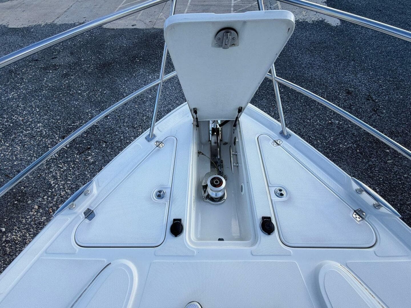 2002 Regal Commodore 3860 — photo 18