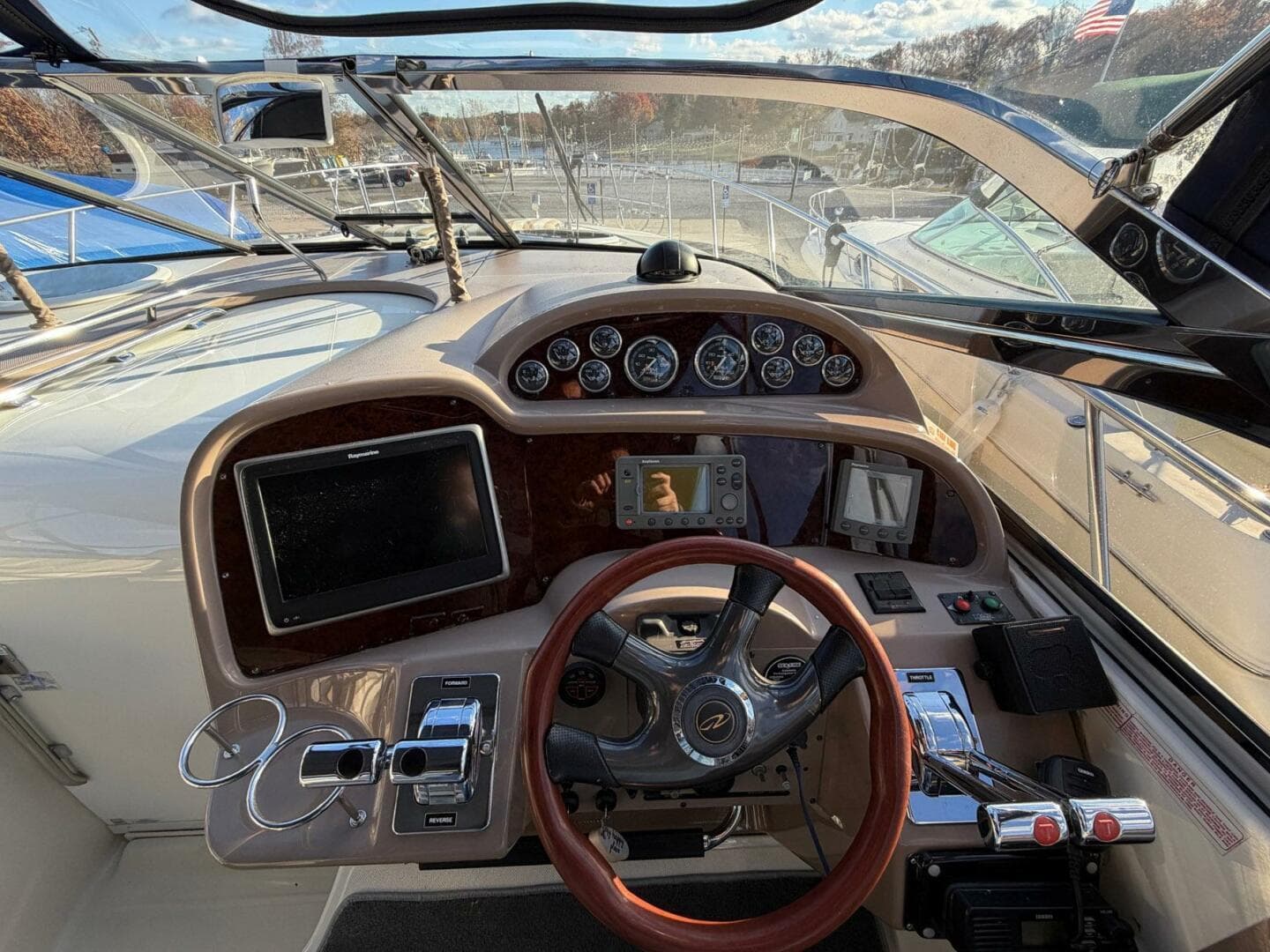 2002 Regal Commodore 3860 — photo 12