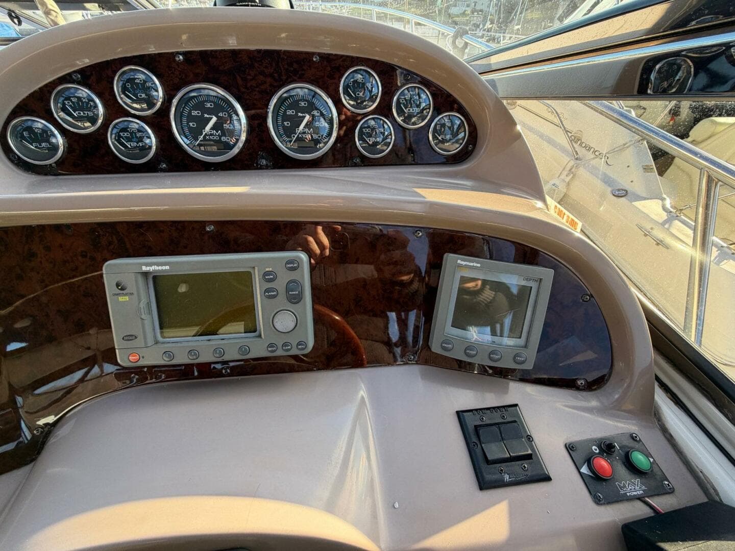 2002 Regal Commodore 3860 — photo 14