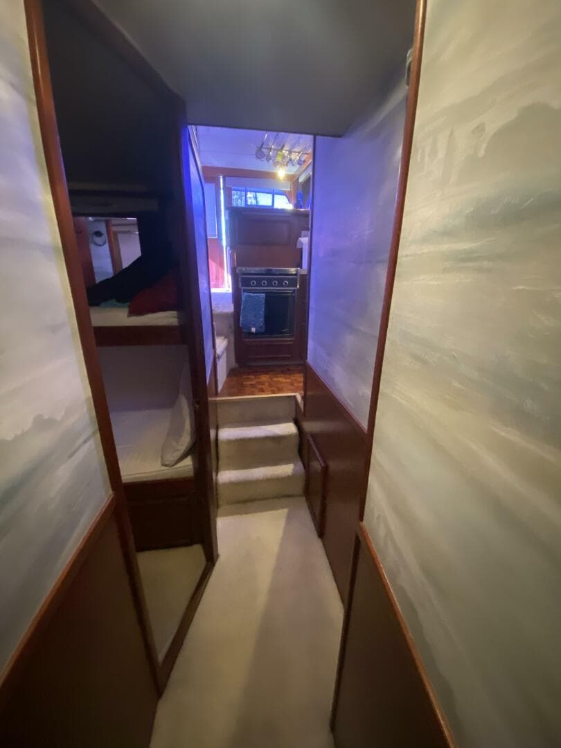 1986 Post 46 — photo 48