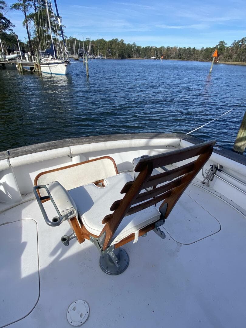 1986 Post 46 — photo 18