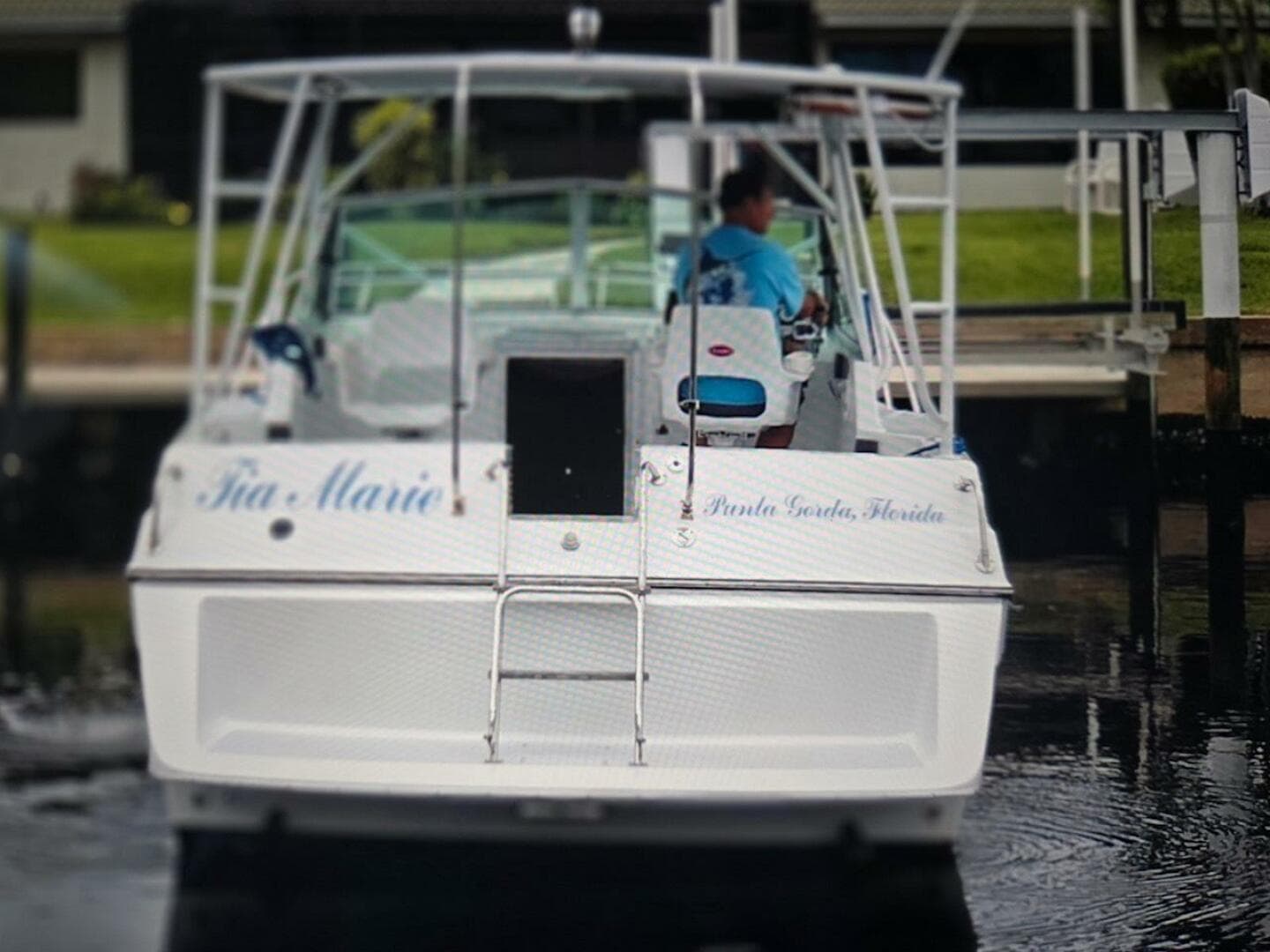 1987 Chris-Craft 284 — photo 13