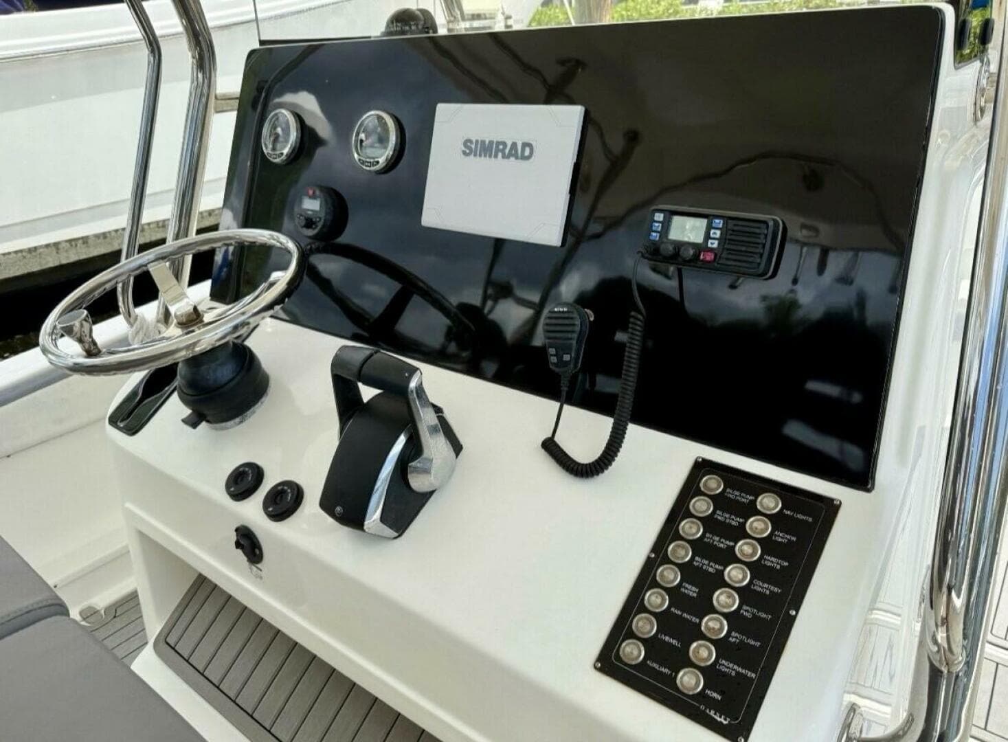 2023 Garnet Offshore 300 HT — photo 3