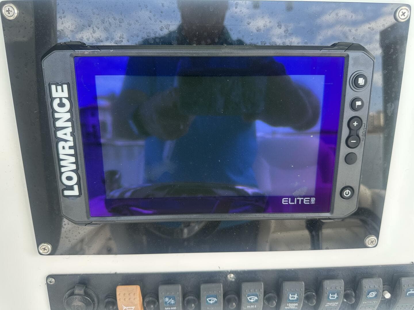 2014 Sea Hunt 27 Gamefish Forward Seating — photo 31