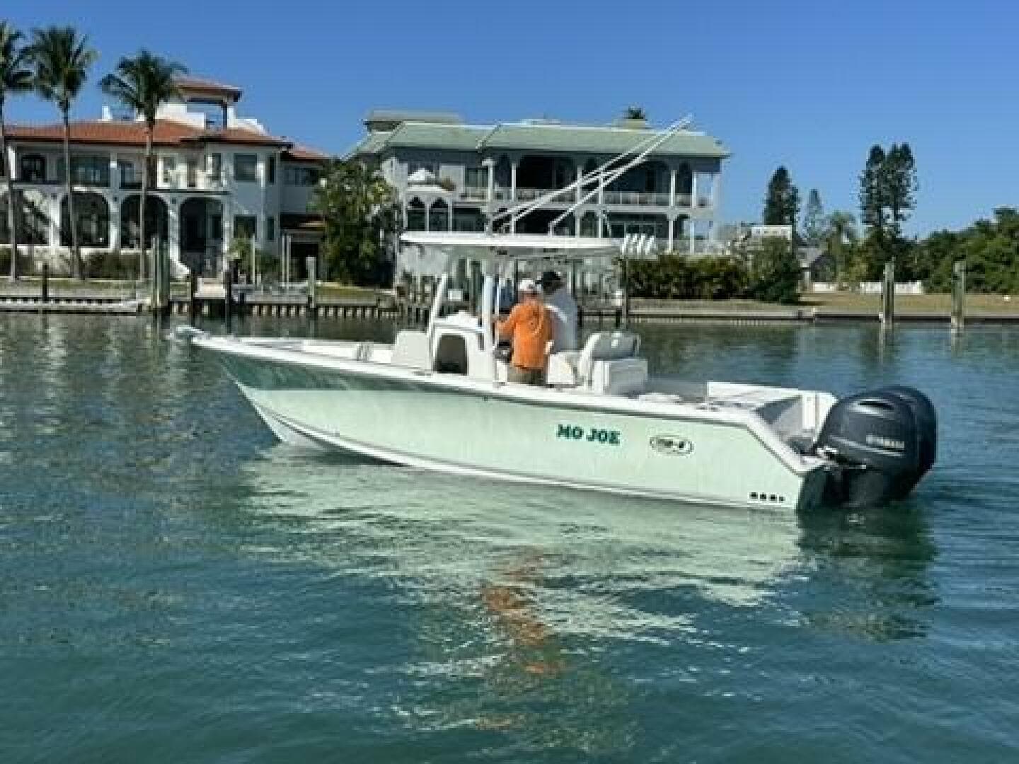 2014 Sea Hunt 27 Gamefish Forward Seating — photo 6