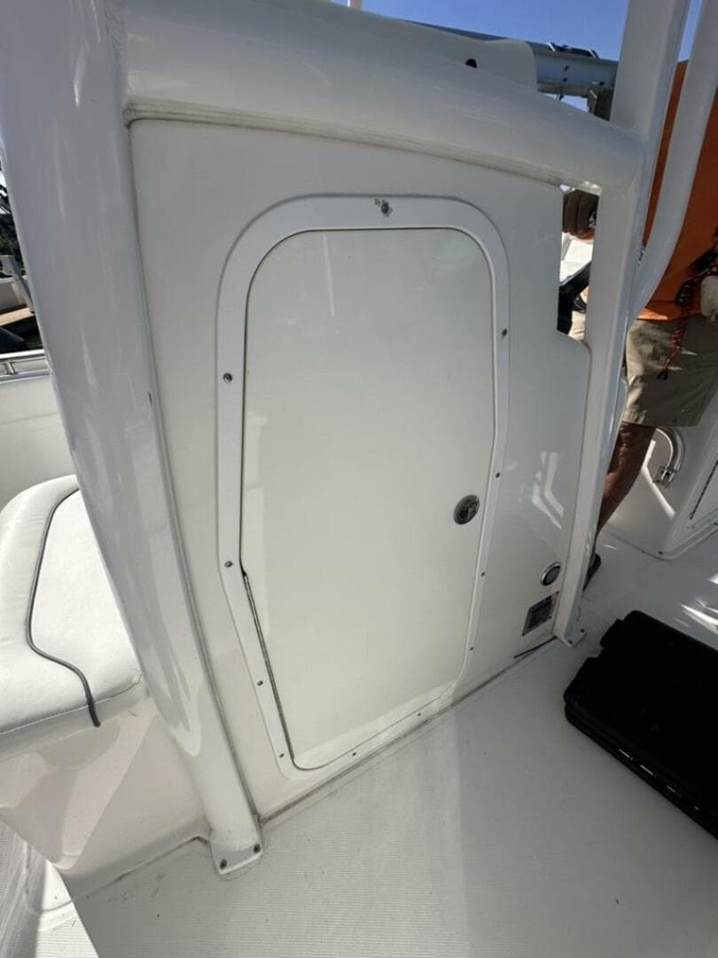 2014 Sea Hunt 27 Gamefish Forward Seating — photo 52