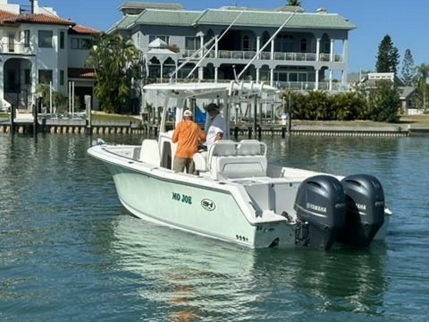 2014 Sea Hunt 27 Gamefish Forward Seating — photo 8