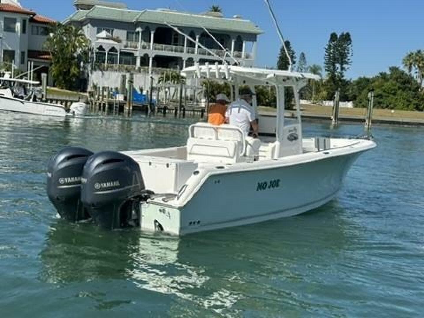 2014 Sea Hunt 27 Gamefish Forward Seating — photo 12