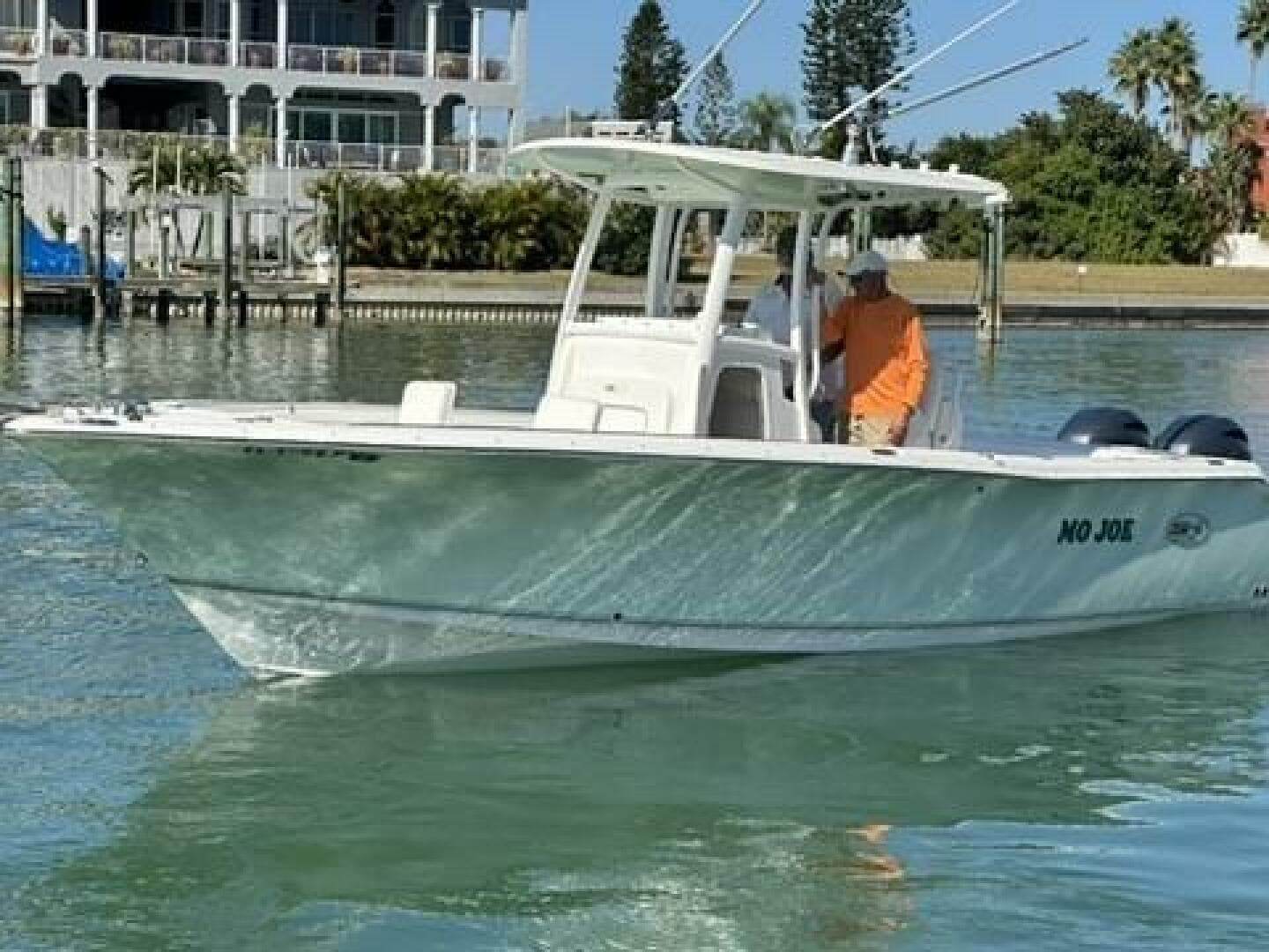 2014 Sea Hunt 27 Gamefish Forward Seating — photo 4