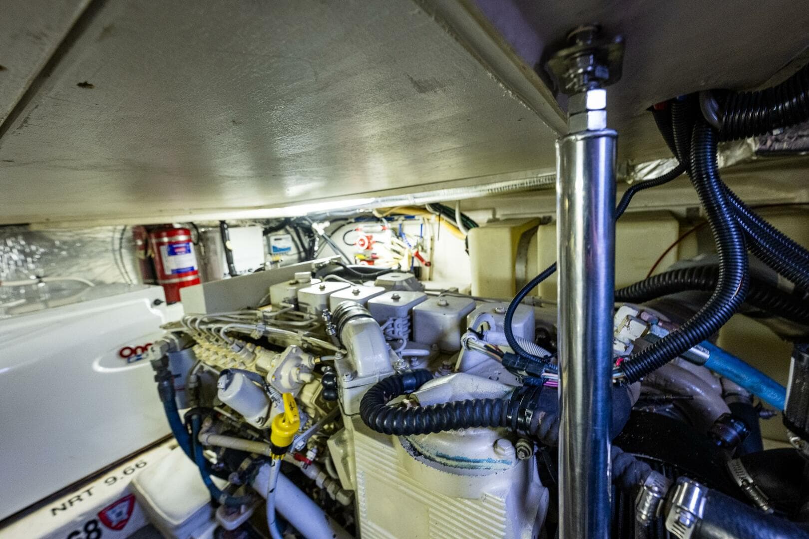 2004 Riviera — photo 27