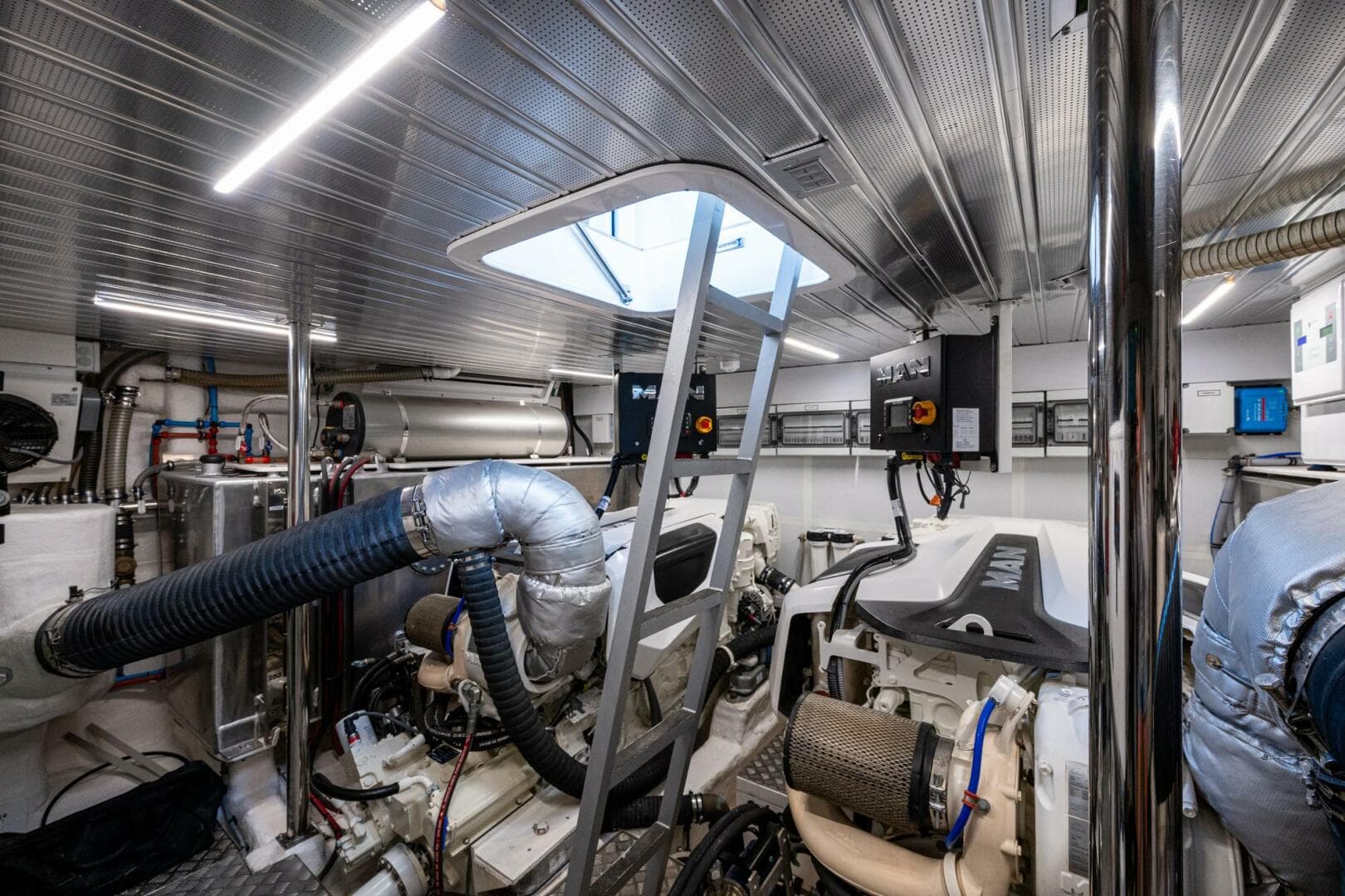 2023 Astondoa 5 — photo 12