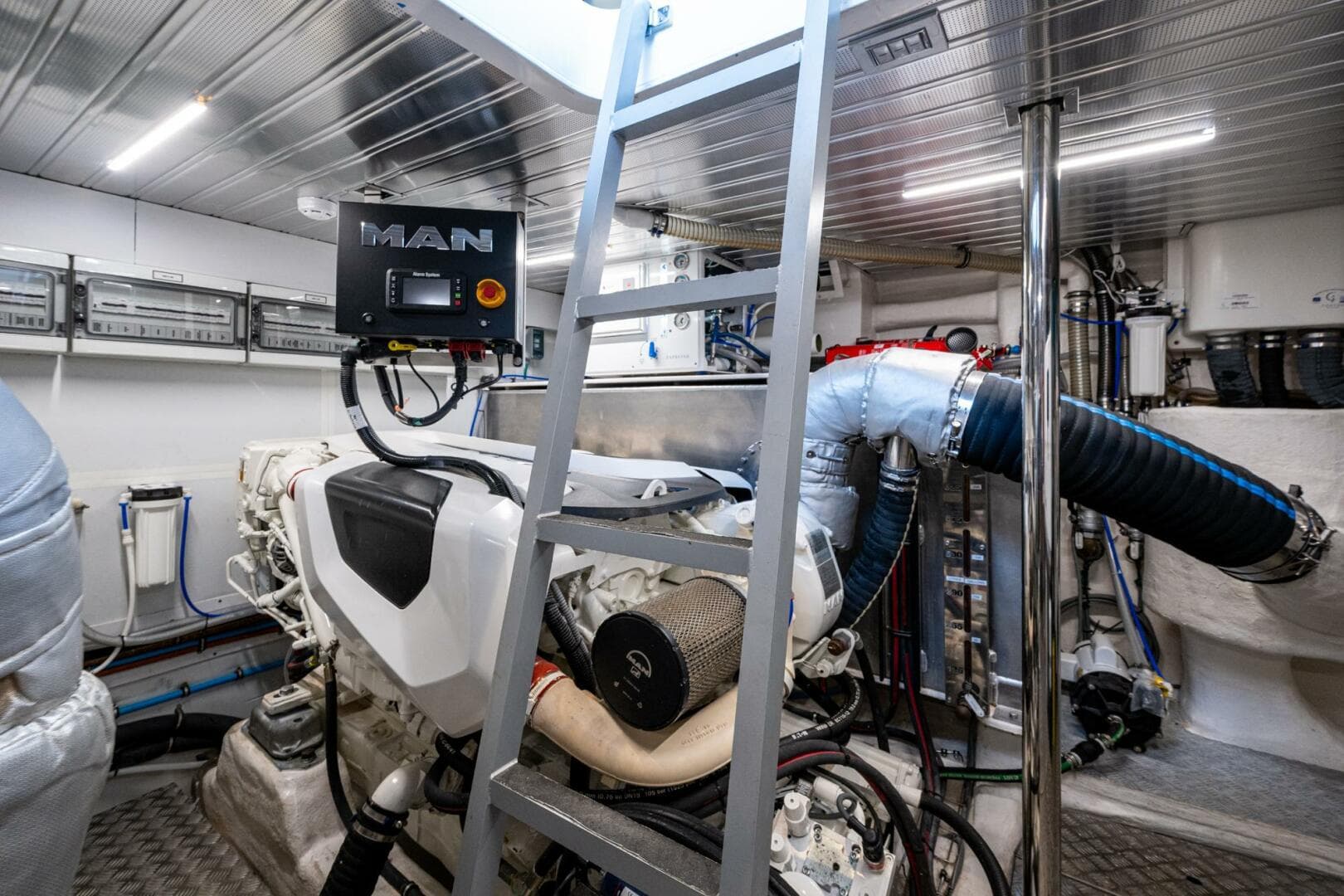 2023 Astondoa 5 — photo 13