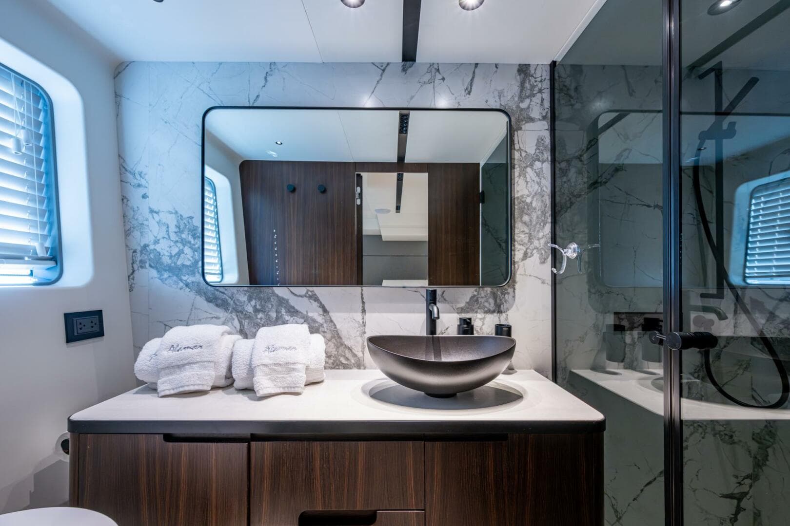 2023 Astondoa 5 — photo 33