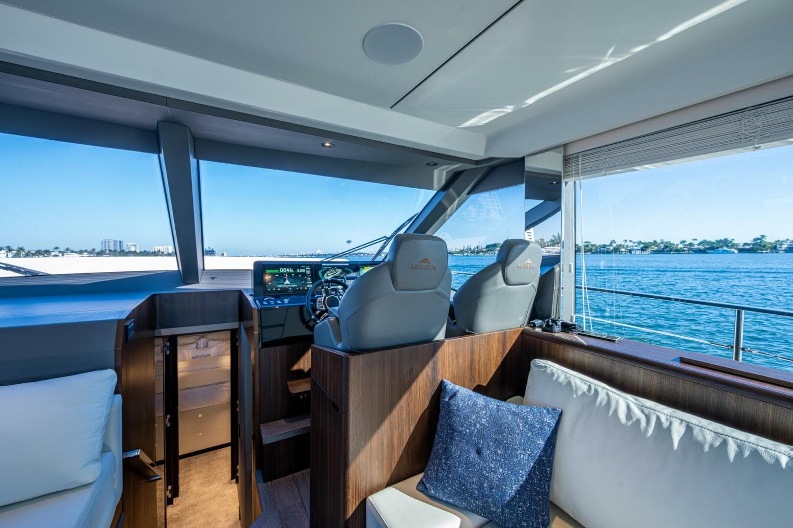 2023 Astondoa 5 — photo 47