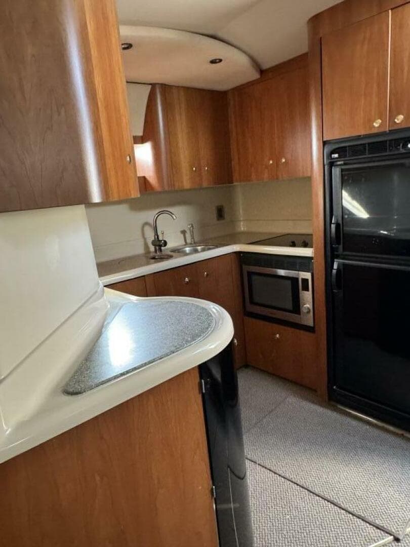 2001 Cruisers 4270 — photo 38