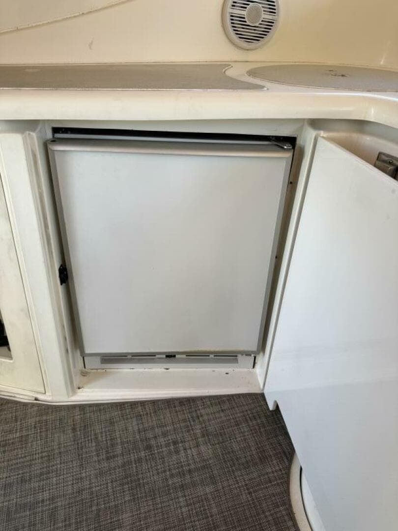 2001 Cruisers 4270 — photo 69