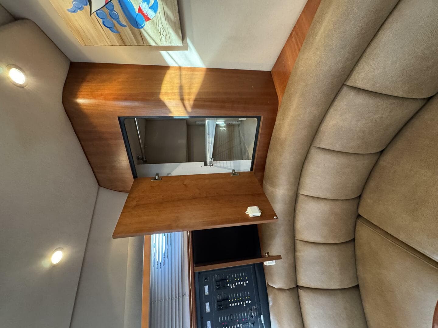 2001 Cruisers 4270 — photo 56