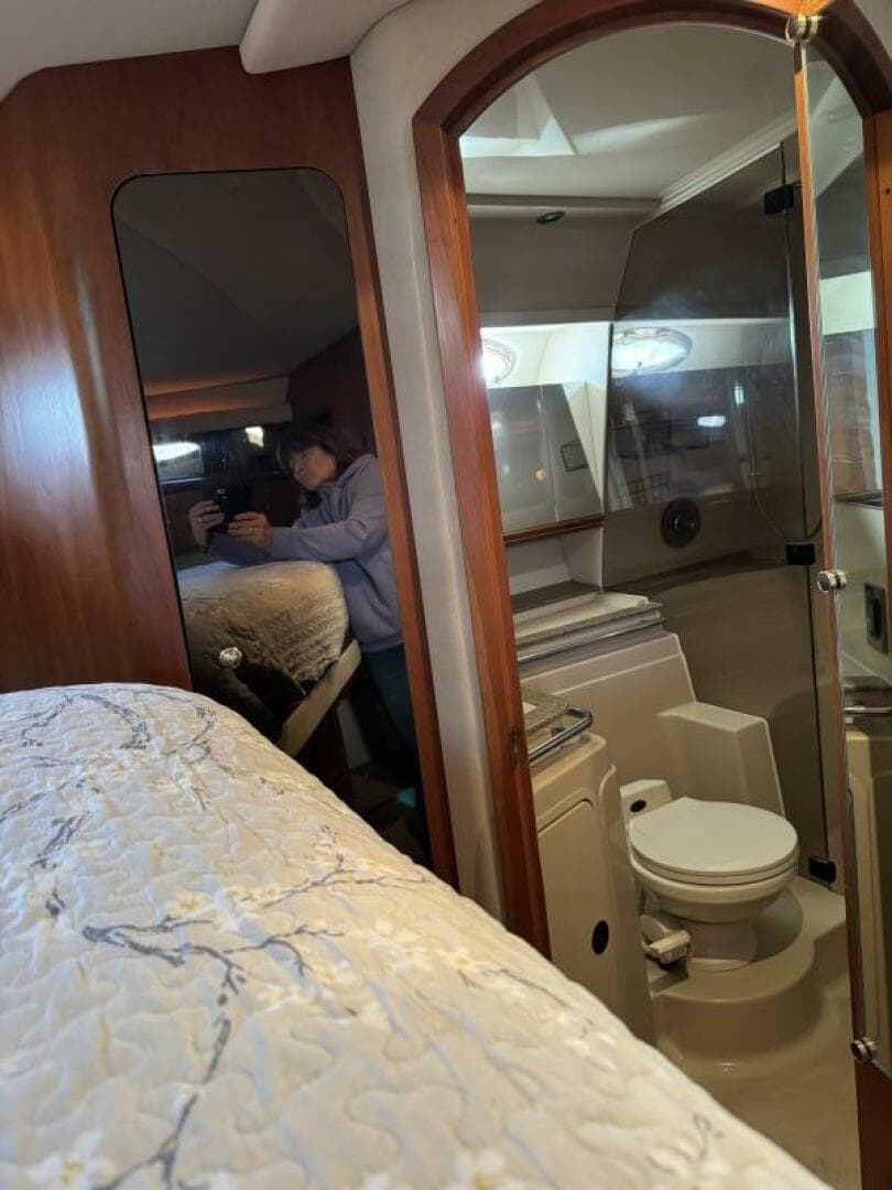 2001 Cruisers 4270 — photo 29