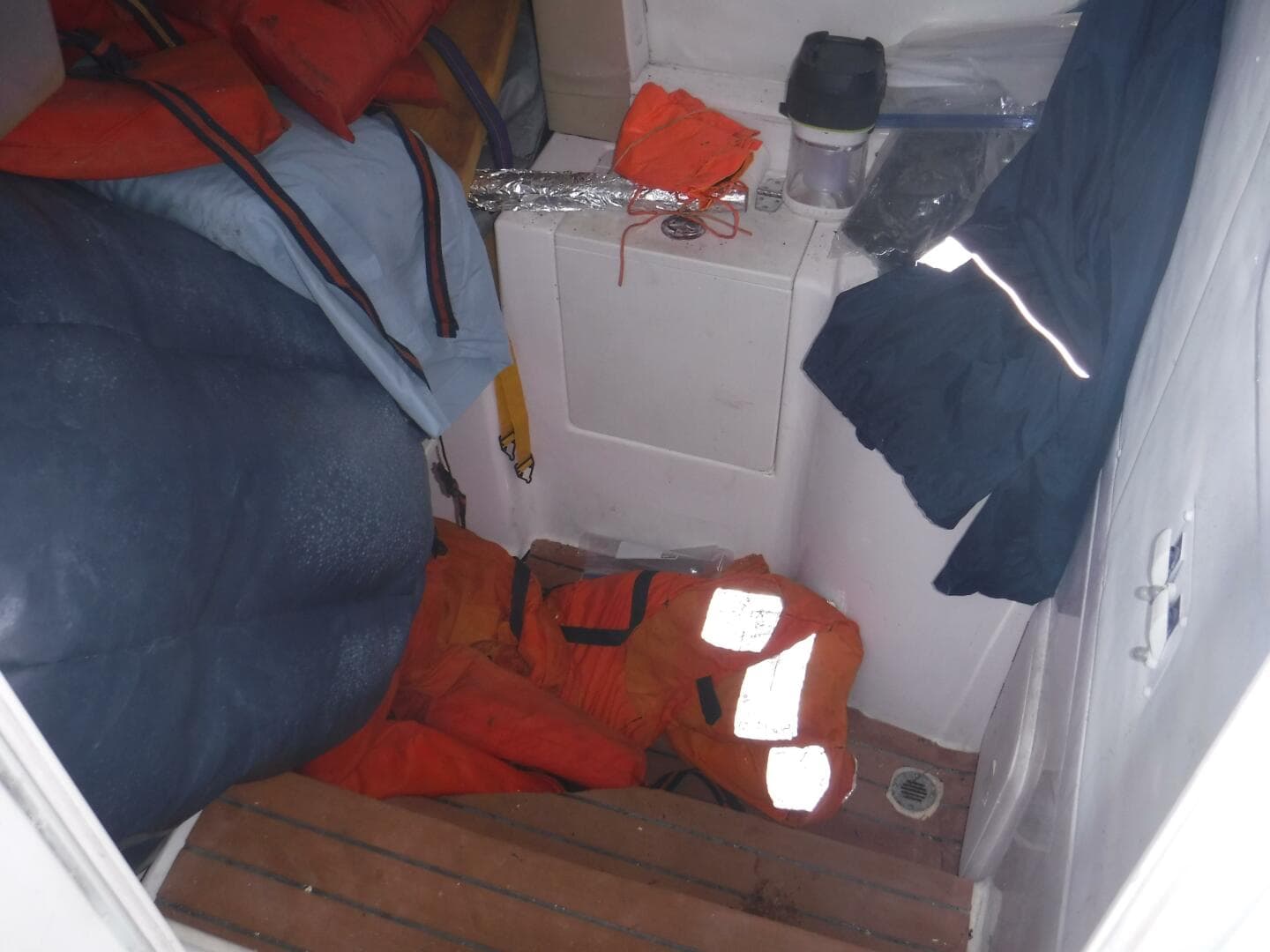 2006 Pro-Line 31 Super Sport Center Console — photo 11