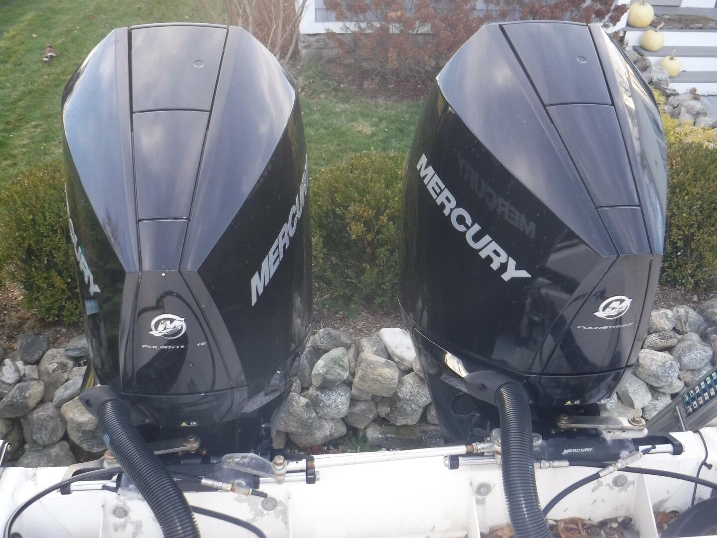 2006 Pro-Line 31 Super Sport Center Console — photo 5