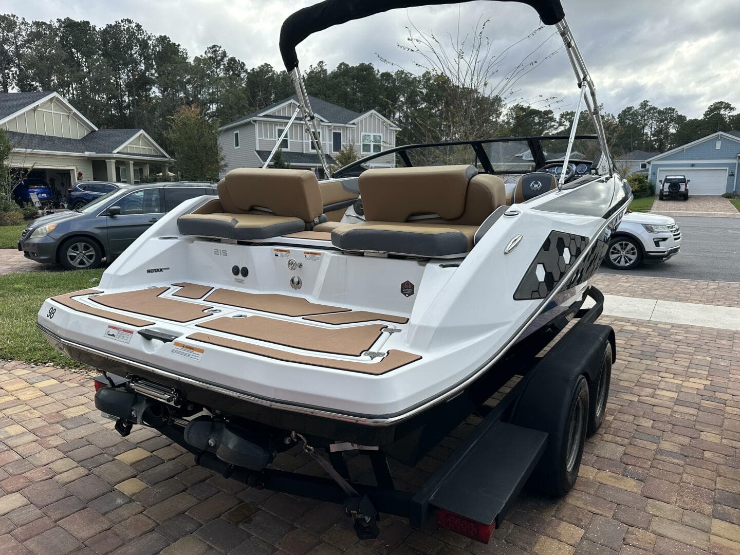 2021 Scarab 215 — photo 7