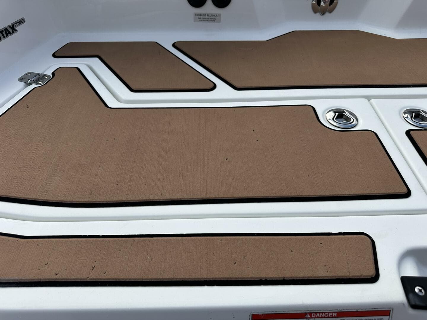 2021 Scarab 215 — photo 38