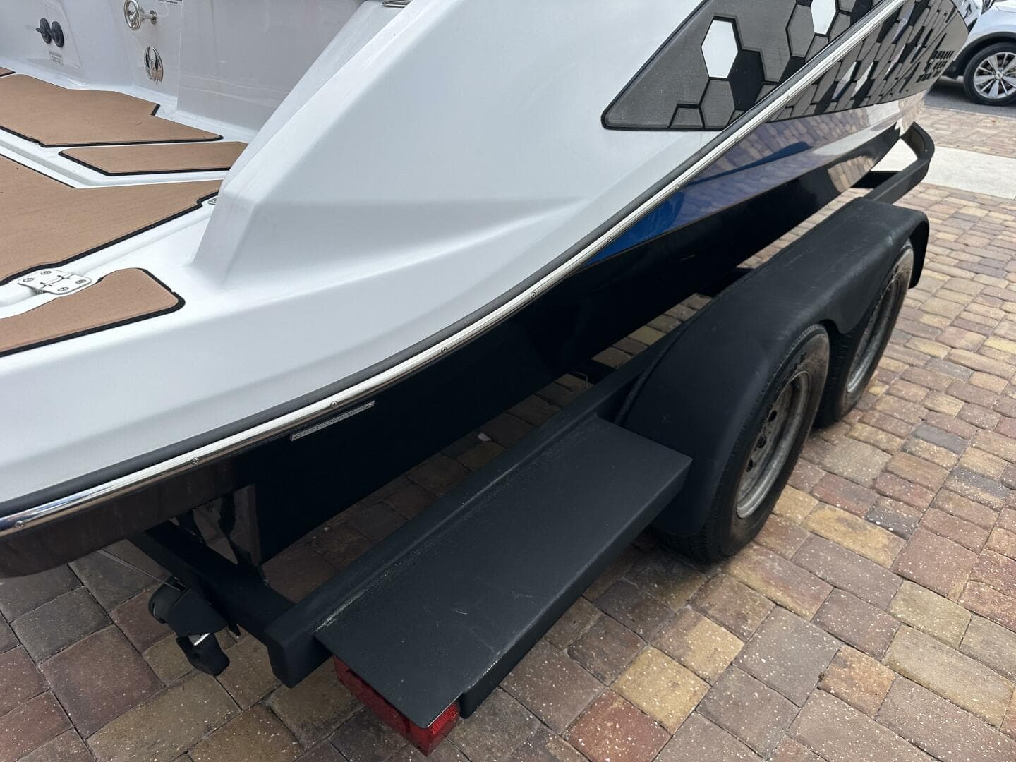 2021 Scarab 215 — photo 8