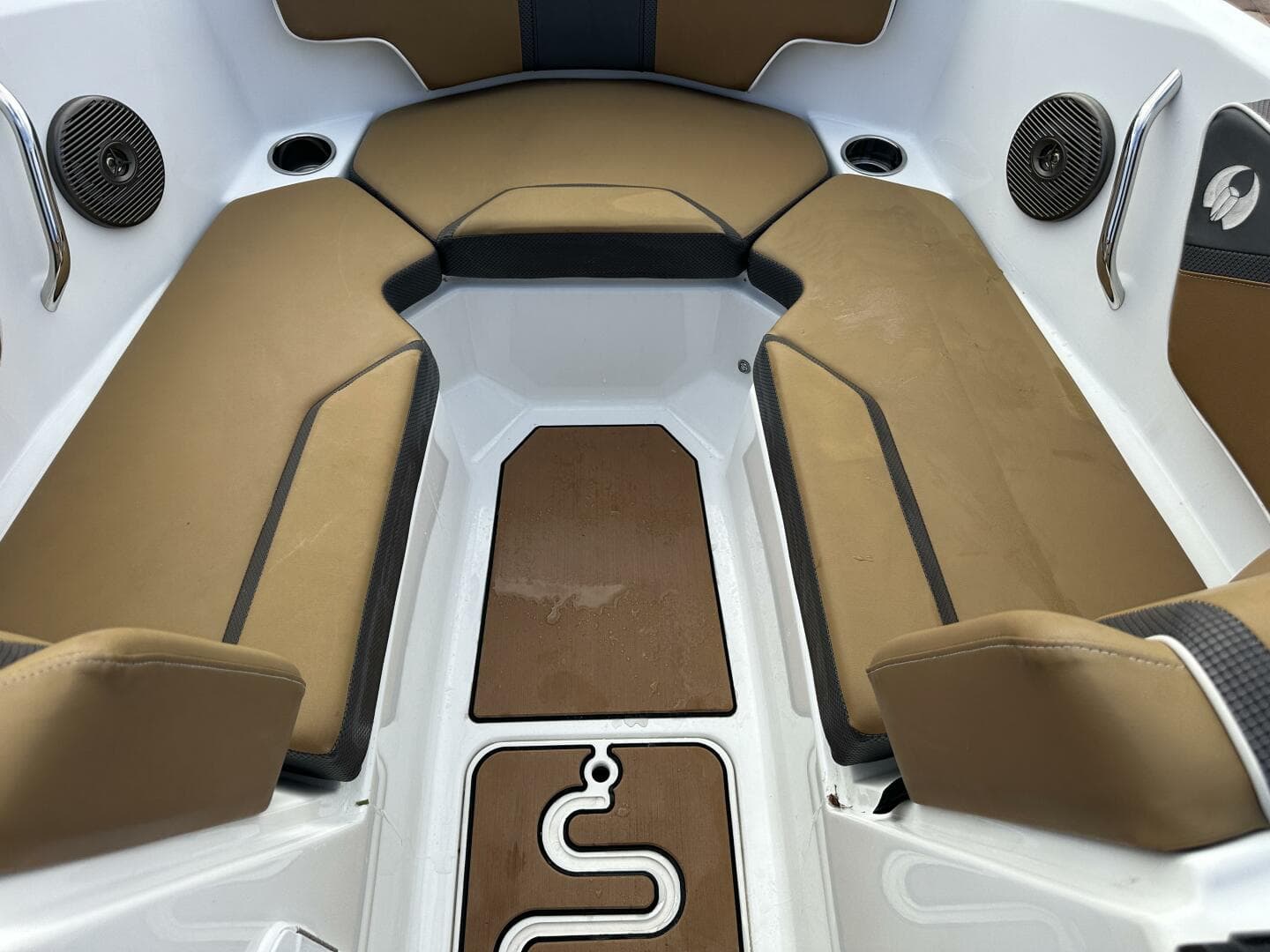 2021 Scarab 215 — photo 79