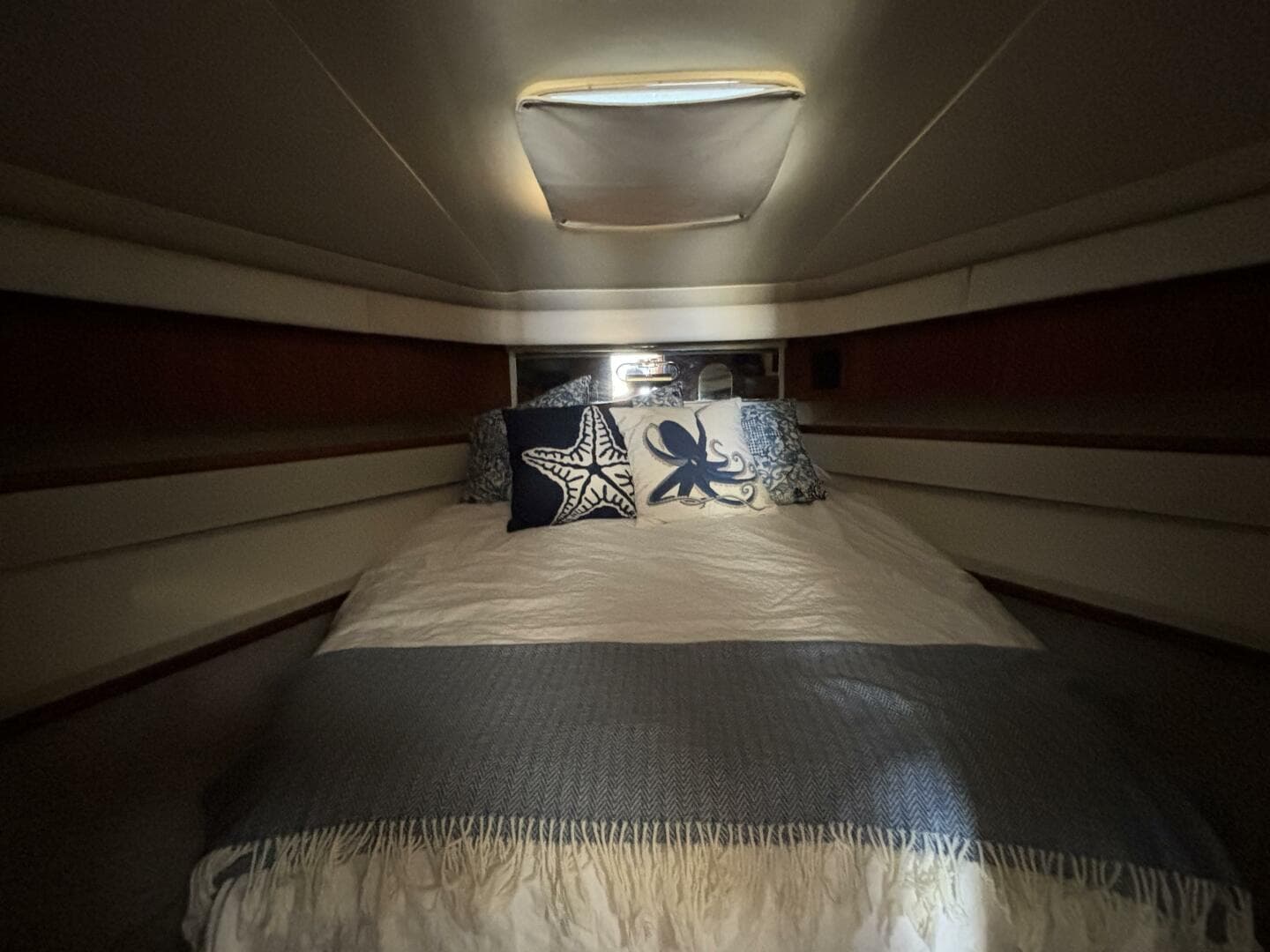 1993 Tiara Yachts 4300 Convertible — photo 36