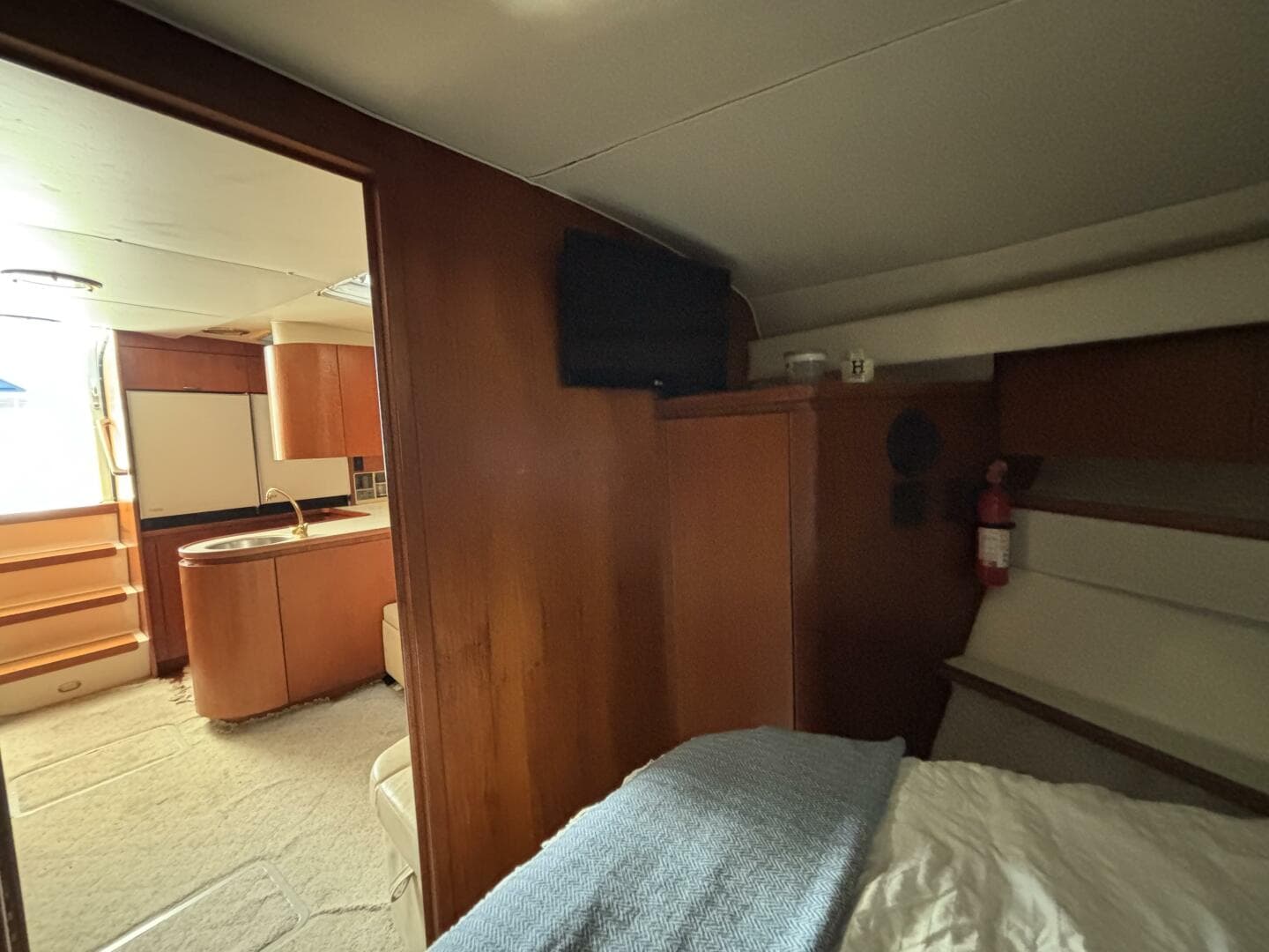 1993 Tiara Yachts 4300 Convertible — photo 38