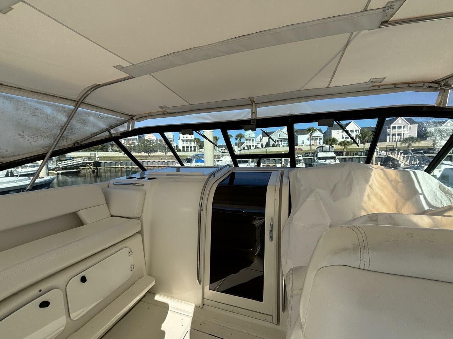 1993 Tiara Yachts 4300 Convertible — photo 21