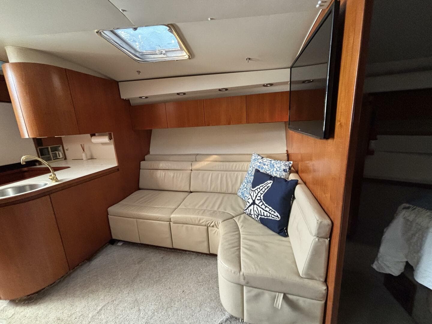 1993 Tiara Yachts 4300 Convertible — photo 39