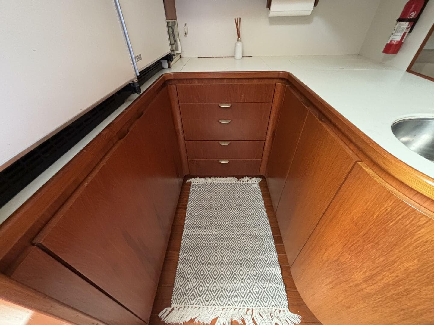 1993 Tiara Yachts 4300 Convertible — photo 45