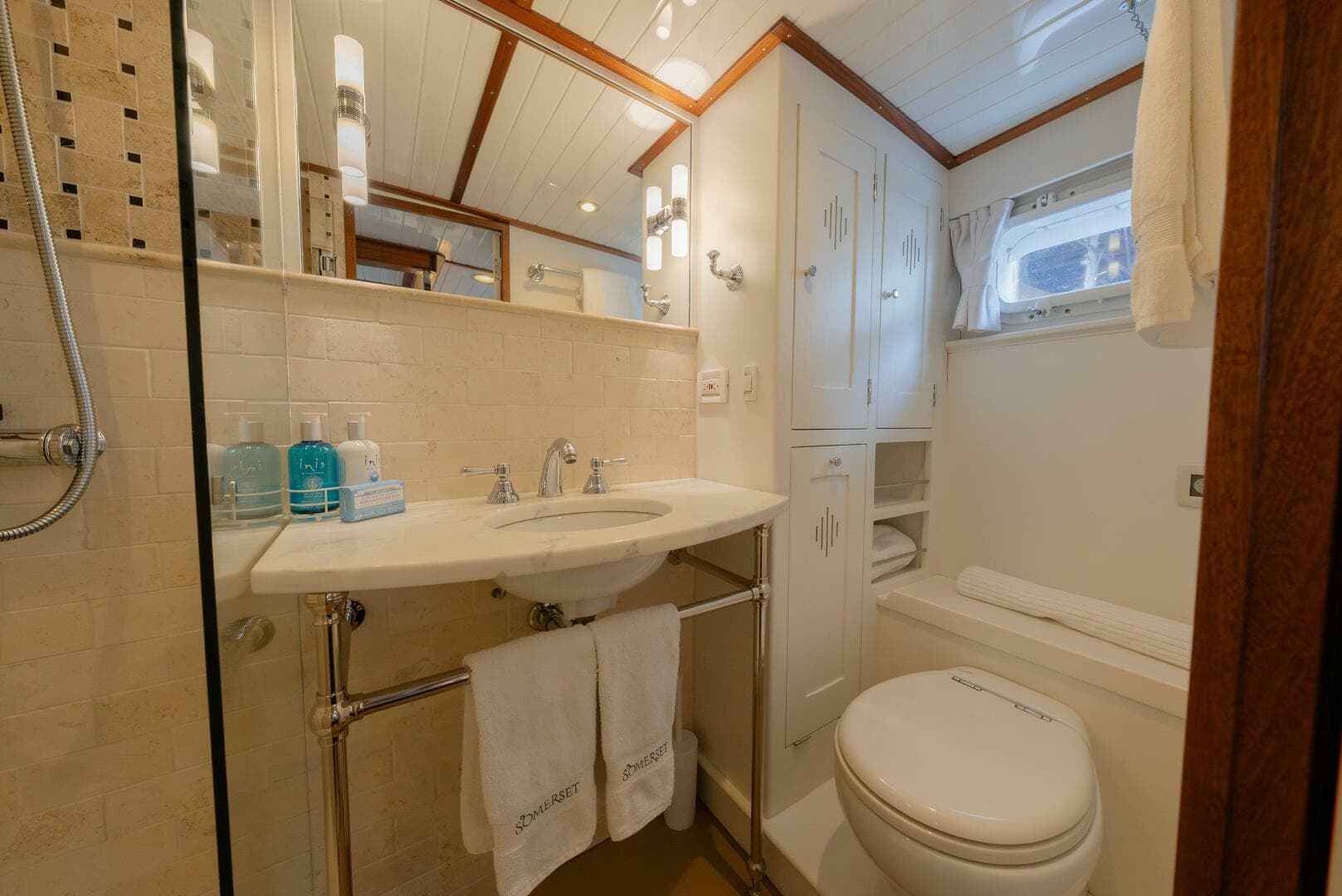 1971 Trumpy 58 — photo 12